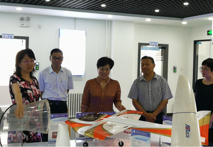 20180722后勤中心主任熊新忠圆满完成北京信息科技大学挂职工作52206.png