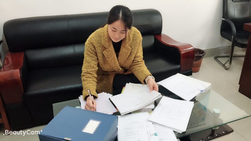 张丽哲.jpg 张丽哲.jpg