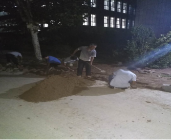 昏暗灯下铺青砖 炎炎烈日填沥青562.png 昏暗灯下铺青砖 炎炎烈日填沥青562.png